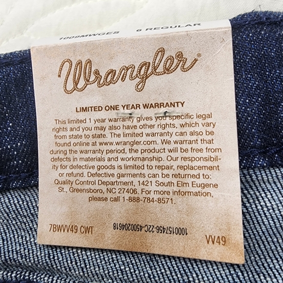 Wrangler Girls Stretch Boot cut Jean, size 6 mid-blue. - Picture 9 of 9